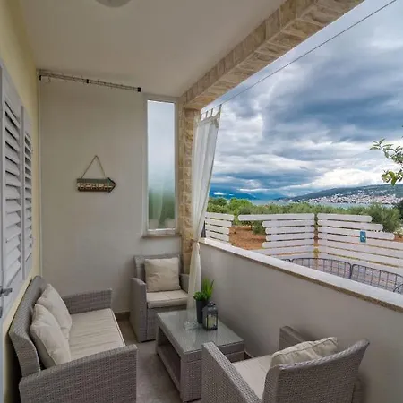 Ana Apartment Trogir